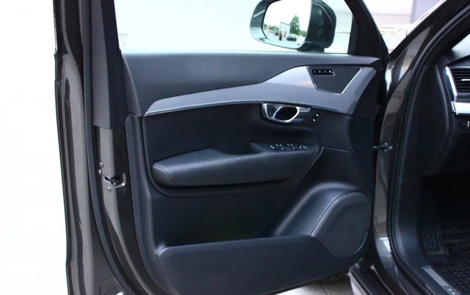 Volvo XC 90 cena 153000 przebieg: 140000, rok produkcji 2018 z Wyśmierzyce małe 631